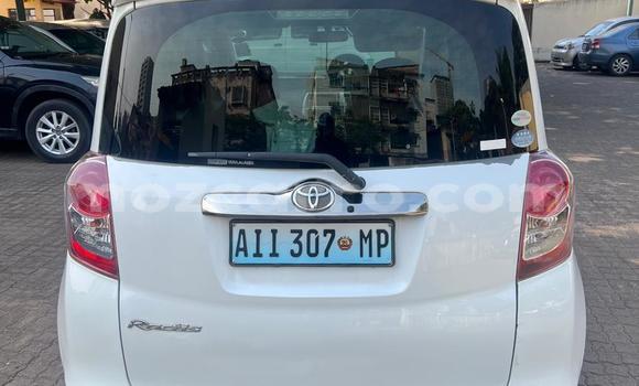 Comprar Usado Toyota Ractis Branco Carro em Maputo em Maputo Comprar Usado Toyota Ractis Branco Carro em Maputo em Maputo
