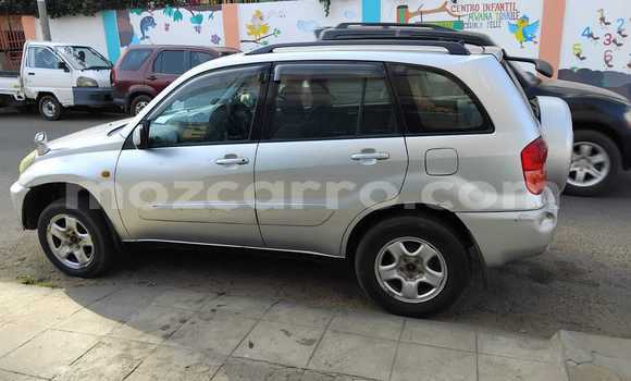 Tenga Tsaru Toyota RAV4 Sirivha Mota in Maputo in Maputo Tenga Tsaru Toyota RAV4 Sirivha Mota in Maputo in Maputo