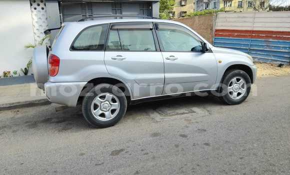 Tenga Tsaru Toyota RAV4 Sirivha Mota in Maputo in Maputo Tenga Tsaru Toyota RAV4 Sirivha Mota in Maputo in Maputo