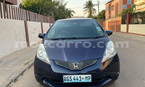 Nunua Ilio tumika Honda Fit Bluu Gari ndani ya Maputo nchini Maputo