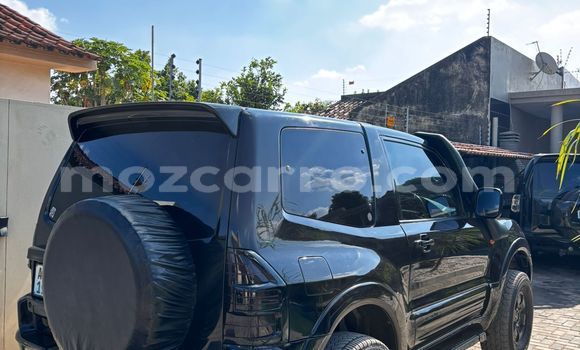 Nunua Ilio tumika Mitsubishi Pajero Nyeusi Gari ndani ya Maputo nchini Maputo