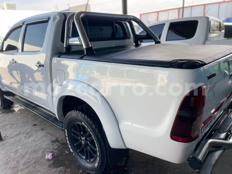 Big with watermark toyota hilux maputo maputo 27571