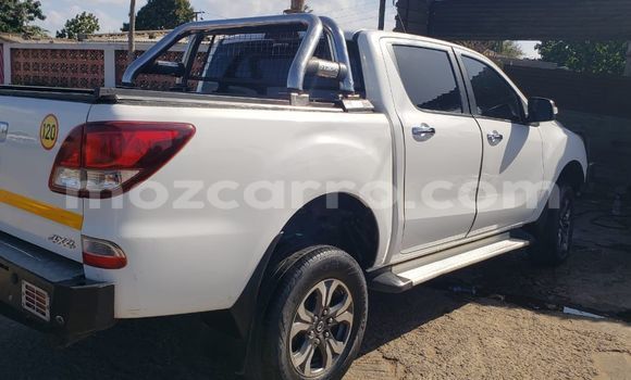 Buy Used Mazda BT-50 White Car in Maputo in Maputo Buy Used Mazda BT-50 White Car in Maputo in Maputo