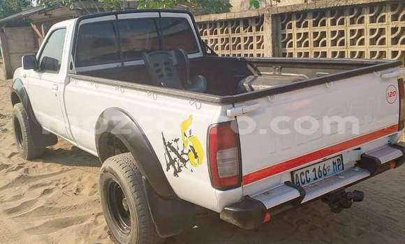 Buy Used Nissan Hardbody White Car in Maputo in Maputo Buy Used Nissan Hardbody White Car in Maputo in Maputo