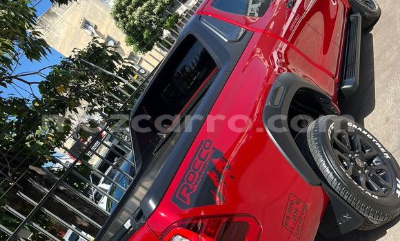 Comprar Novo Toyota Hiluxe Revo Vermelho Carro em Maputo em Maputo Comprar Novo Toyota Hiluxe Revo Vermelho Carro em Maputo em Maputo