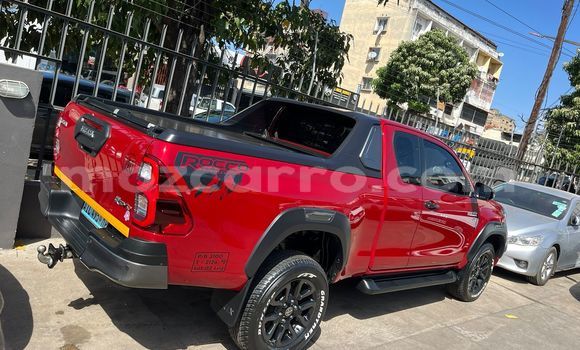 Comprar Novo Toyota Hiluxe Revo Vermelho Carro em Maputo em Maputo Comprar Novo Toyota Hiluxe Revo Vermelho Carro em Maputo em Maputo