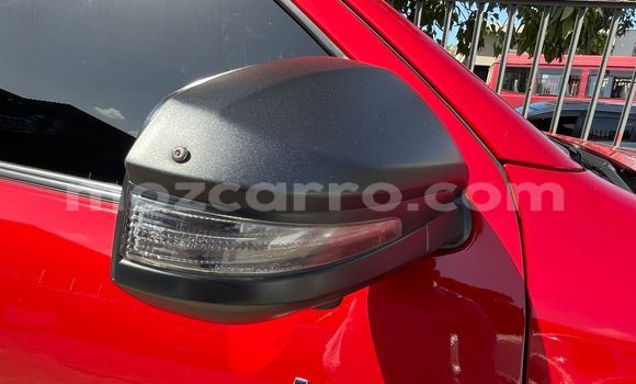 Comprar Novo Toyota Hiluxe Revo Vermelho Carro em Maputo em Maputo Comprar Novo Toyota Hiluxe Revo Vermelho Carro em Maputo em Maputo