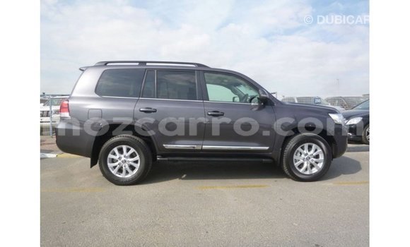 Comprar Importar Toyota Land Cruiser De outros Carro em Import - Dubai em Cabo Delgado Comprar Importar Toyota Land Cruiser De outros Carro em Import - Dubai em Cabo Delgado