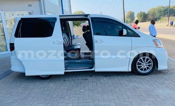 Comprar Usado Toyota Alphard Branco Carro em Maputo em Maputo Comprar Usado Toyota Alphard Branco Carro em Maputo em Maputo
