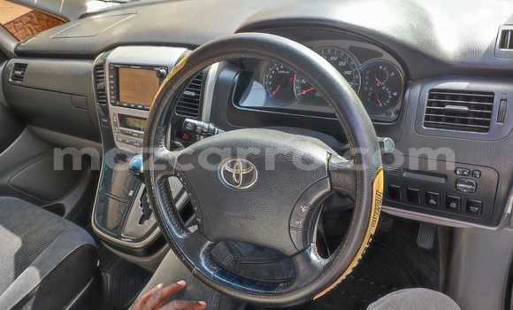 Comprar Usado Toyota Alphard Branco Carro em Maputo em Maputo Comprar Usado Toyota Alphard Branco Carro em Maputo em Maputo