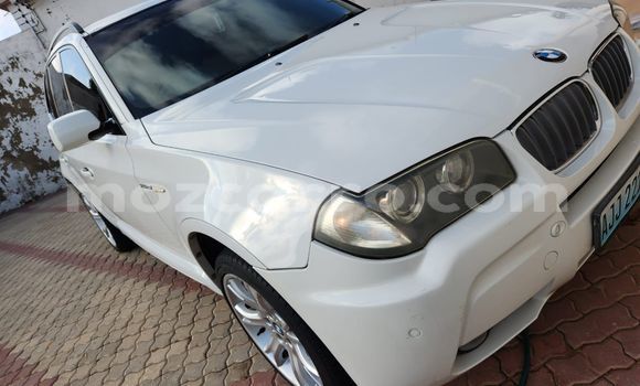 Buy Used BMW X3 White Car in Maputo in Maputo