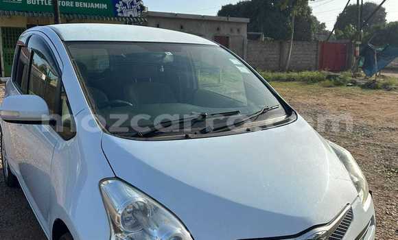 Comprar Usado Toyota Ractis Branco Carro em Maputo em Maputo Comprar Usado Toyota Ractis Branco Carro em Maputo em Maputo