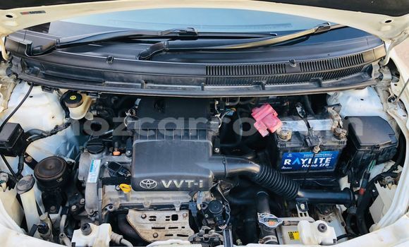 Comprar Usado Toyota Belta Branco Carro em Maputo em Maputo Comprar Usado Toyota Belta Branco Carro em Maputo em Maputo