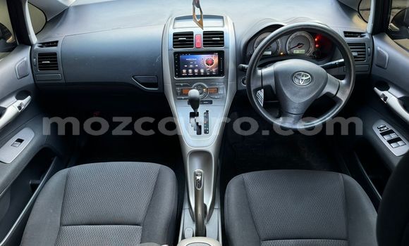 Comprar Usado Toyota Auris Azul Carro em Maputo em Maputo Comprar Usado Toyota Auris Azul Carro em Maputo em Maputo