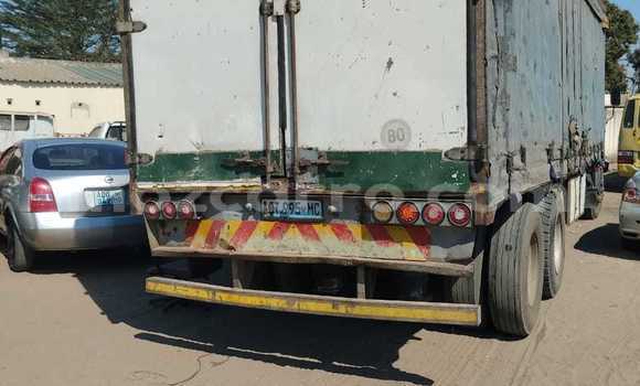 Buy Used Hino 300 Series White Truck in Maputo in Maputo Buy Used Hino 300 Series White Truck in Maputo in Maputo