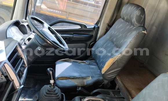 Buy Used Hino 300 Series White Truck in Maputo in Maputo Buy Used Hino 300 Series White Truck in Maputo in Maputo