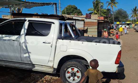 Tenga Tsaru Toyota Hilux Chena Mota in Maputo in Maputo Tenga Tsaru Toyota Hilux Chena Mota in Maputo in Maputo