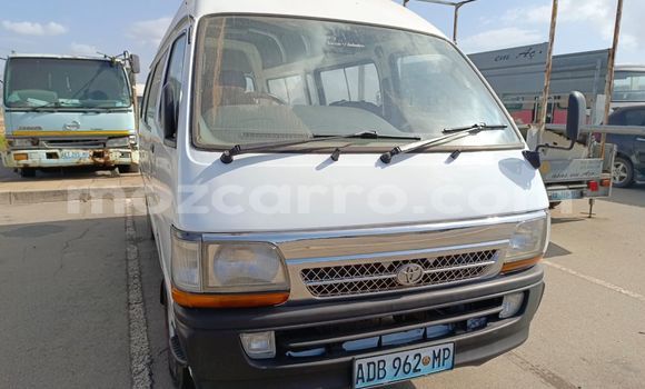 Nunua Ilio tumika Toyota Hiace Nyeupe Gari ndani ya Maputo nchini Maputo Nunua Ilio tumika Toyota Hiace Nyeupe Gari ndani ya Maputo nchini Maputo