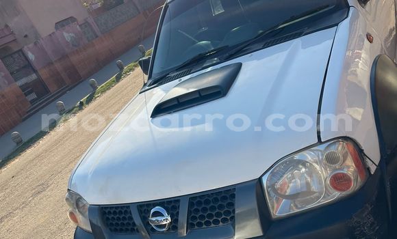 Buy Used Nissan Hardbody White Car in Maputo in Maputo Buy Used Nissan Hardbody White Car in Maputo in Maputo