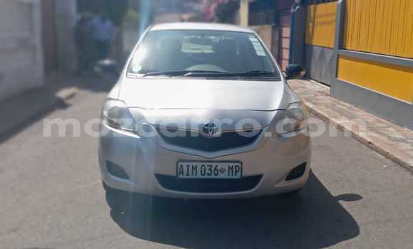 Comprar Usado Toyota Belta Prata Carro em Maputo em Maputo Comprar Usado Toyota Belta Prata Carro em Maputo em Maputo