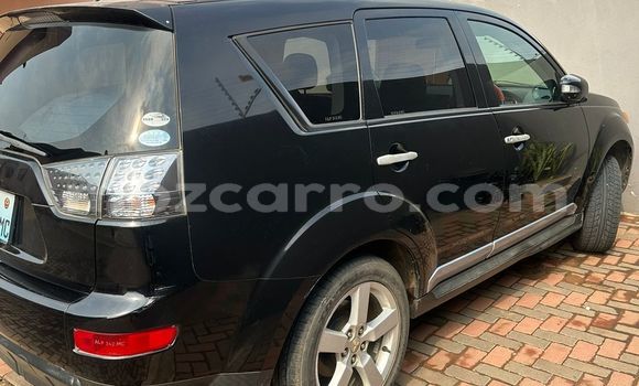 Nunua Ilio tumika Mitsubishi Outlander Nyeusi Gari ndani ya Maputo nchini Maputo Nunua Ilio tumika Mitsubishi Outlander Nyeusi Gari ndani ya Maputo nchini Maputo