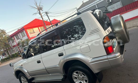Comprar Usado Toyota Land Cruiser Prado Branco Carro em Maputo em Maputo Comprar Usado Toyota Land Cruiser Prado Branco Carro em Maputo em Maputo