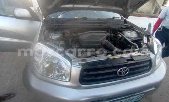 Tenga Tsaru Toyota RAV4 Zvimwe Mota in Maputo in Maputo Tenga Tsaru Toyota RAV4 Zvimwe Mota in Maputo in Maputo
