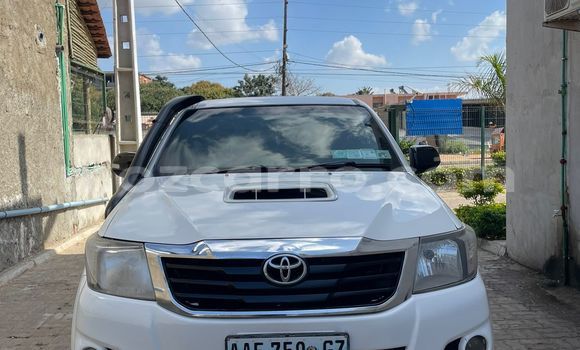 Buy Used Toyota Hilux White Car in Maputo in Maputo Buy Used Toyota Hilux White Car in Maputo in Maputo