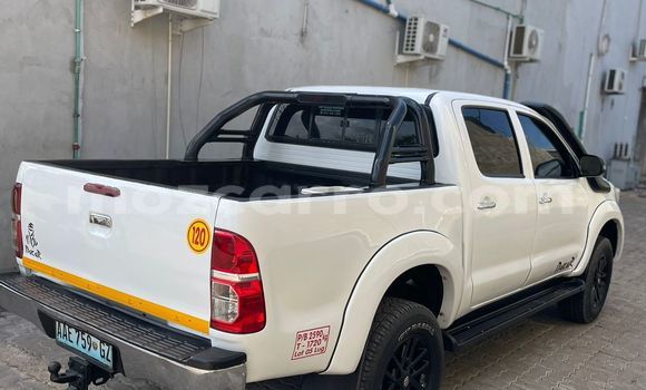 Buy Used Toyota Hilux White Car in Maputo in Maputo Buy Used Toyota Hilux White Car in Maputo in Maputo