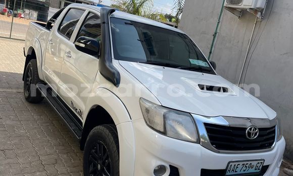 Buy Used Toyota Hilux White Car in Maputo in Maputo Buy Used Toyota Hilux White Car in Maputo in Maputo
