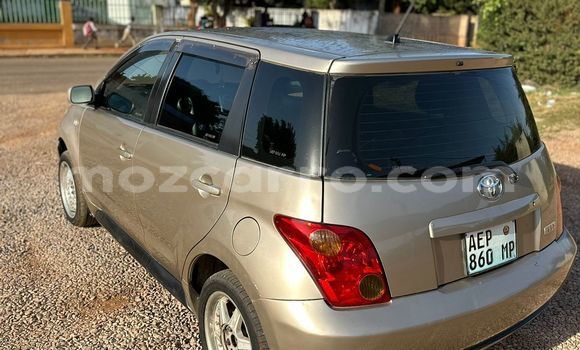 Comprar Usado Toyota IST Castanho Carro em Maputo em Maputo Comprar Usado Toyota IST Castanho Carro em Maputo em Maputo