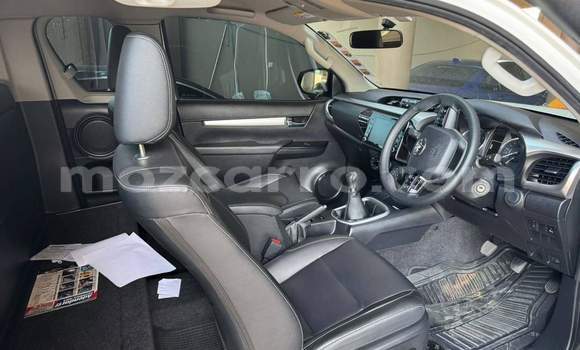 Tenga Tsaru Toyota Hilux Chena Mota in Maputo in Maputo Tenga Tsaru Toyota Hilux Chena Mota in Maputo in Maputo