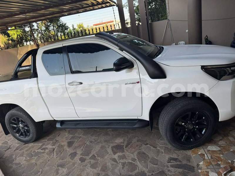 Big with watermark toyota hilux maputo maputo 27689