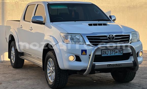 Comprar Usado Toyota Hilux Branco Carro em Maputo em Maputo Comprar Usado Toyota Hilux Branco Carro em Maputo em Maputo