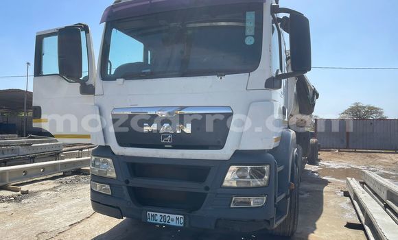 Comprar Usado ZAZ 965 Branco Carro em Maputo em Maputo