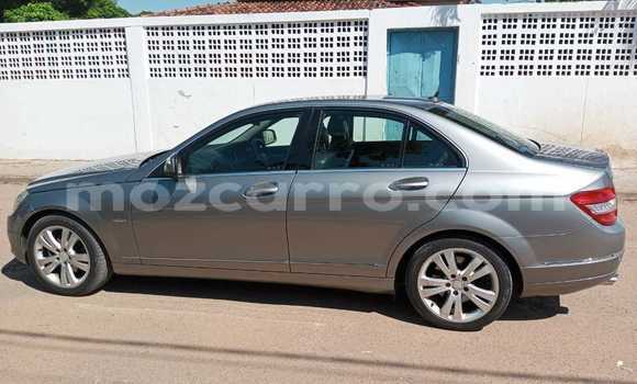 Nunua Ilio tumika Mercedes-Benz C250 coupe Nyingine Gari ndani ya Maputo nchini Maputo