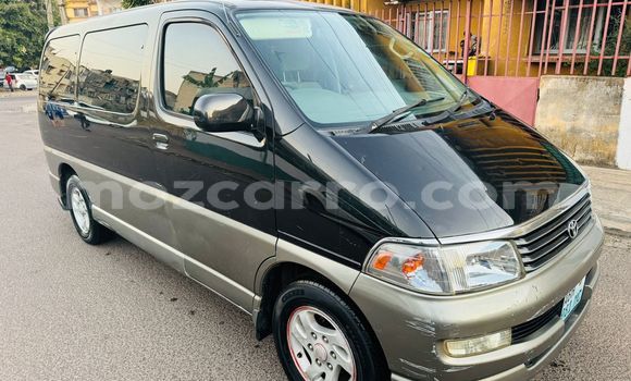 Tenga Tsaru Toyota Regius Nhema Mota in Maputo in Maputo Tenga Tsaru Toyota Regius Nhema Mota in Maputo in Maputo