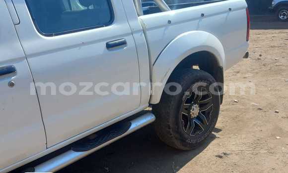 Comprar Usado Nissan Hardbody Branco Carro em Maputo em Maputo Comprar Usado Nissan Hardbody Branco Carro em Maputo em Maputo