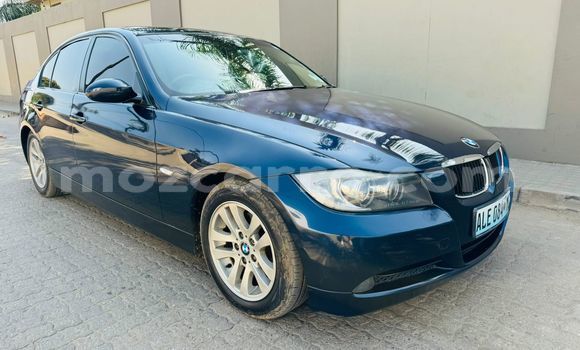 Comprar Usado BMW 3-Series Azul Carro em Maputo em Maputo