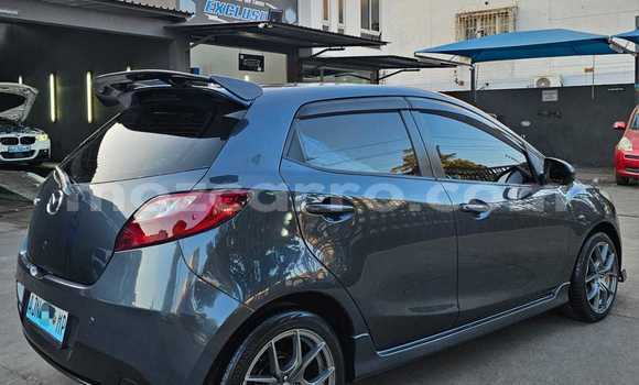 Nunua Ilio tumika Mazda Axela Fedha Gari ndani ya Maputo nchini Maputo Nunua Ilio tumika Mazda Axela Fedha Gari ndani ya Maputo nchini Maputo