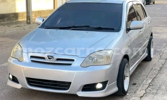 Nunua Ilio tumika Toyota Runx Fedha Gari ndani ya Maputo nchini Maputo