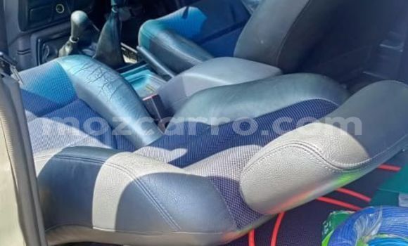 Nunua Ilio tumika Nissan Hardbody Nyingine Gari ndani ya Maputo nchini Maputo Nunua Ilio tumika Nissan Hardbody Nyingine Gari ndani ya Maputo nchini Maputo