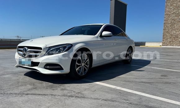 Buy New Mercedes-Benz C250 coupe White Car in Maputo in Maputo Buy New Mercedes-Benz C250 coupe White Car in Maputo in Maputo