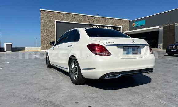 Buy New Mercedes-Benz C250 coupe White Car in Maputo in Maputo Buy New Mercedes-Benz C250 coupe White Car in Maputo in Maputo