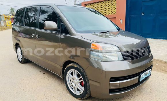Nunua Ilio tumika Toyota Voxy Nyingine Gari ndani ya Maputo nchini Maputo Nunua Ilio tumika Toyota Voxy Nyingine Gari ndani ya Maputo nchini Maputo