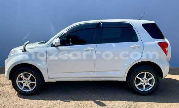 Nunua Ilio tumika Toyota Rush Nyeupe Gari ndani ya Maputo nchini Maputo Nunua Ilio tumika Toyota Rush Nyeupe Gari ndani ya Maputo nchini Maputo