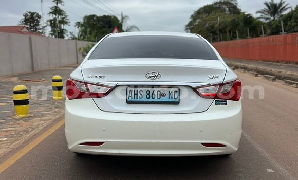 Buy Used Hyundai Sonata White Car in Maputo in Maputo Buy Used Hyundai Sonata White Car in Maputo in Maputo
