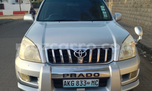Nunua Ilio tumika Toyota Land Cruiser Prado Fedha Gari ndani ya Maputo nchini Maputo