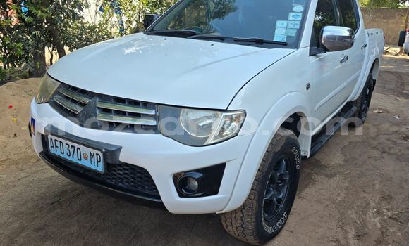 Buy Used Mitsubishi Triton White Car in Maputo in Maputo Buy Used Mitsubishi Triton White Car in Maputo in Maputo