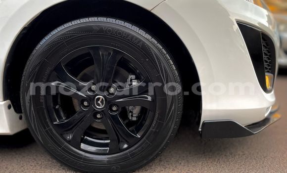 Buy Used Mazda Axela White Car in Maputo in Maputo Buy Used Mazda Axela White Car in Maputo in Maputo